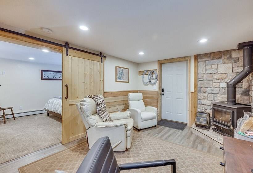 Pet Friendly Florissant Cabin W/ Fire Pit!