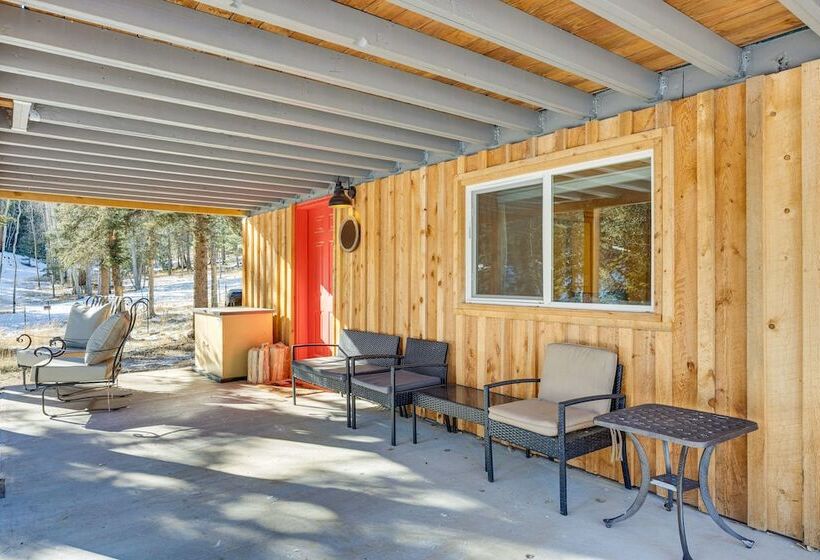 Pet Friendly Florissant Cabin W/ Fire Pit!