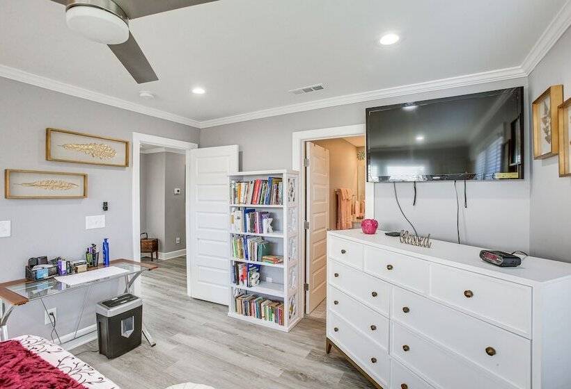 Pet Friendly Gallatin Home W/ Deck, 1 Mi To Town!