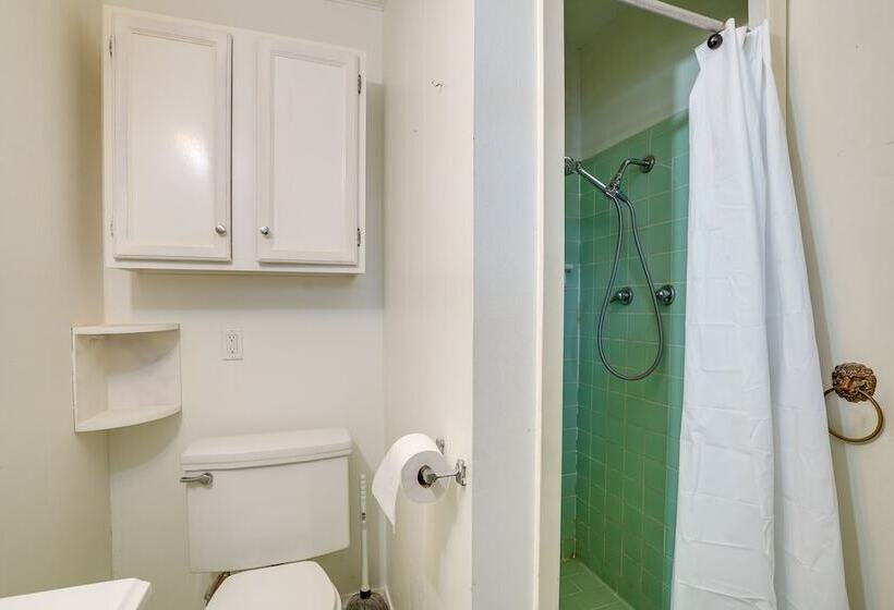 Pet Friendly Louisiana Abode Near Fishing & Hiking