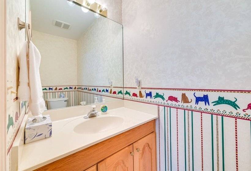 Pet Friendly Michigan Home W/ Deck & Views!