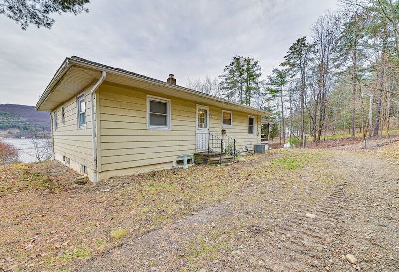 Pet Friendly New York Escape W/ Deck & Lake Views!