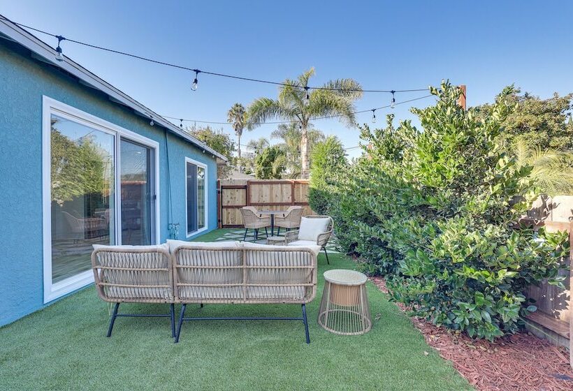 Pet Friendly Oceanside Gem W/ Patio, Walk To Beach