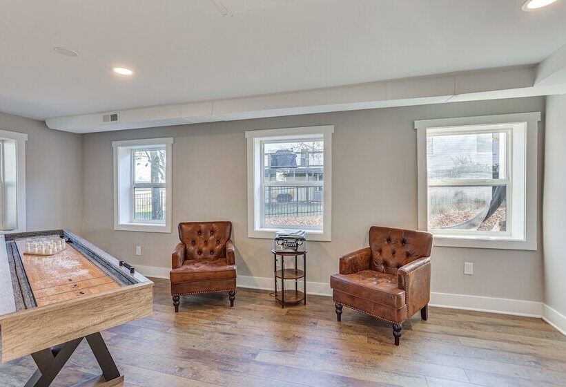 Pet Friendly Shelbyville Home W/ Fire Pit!