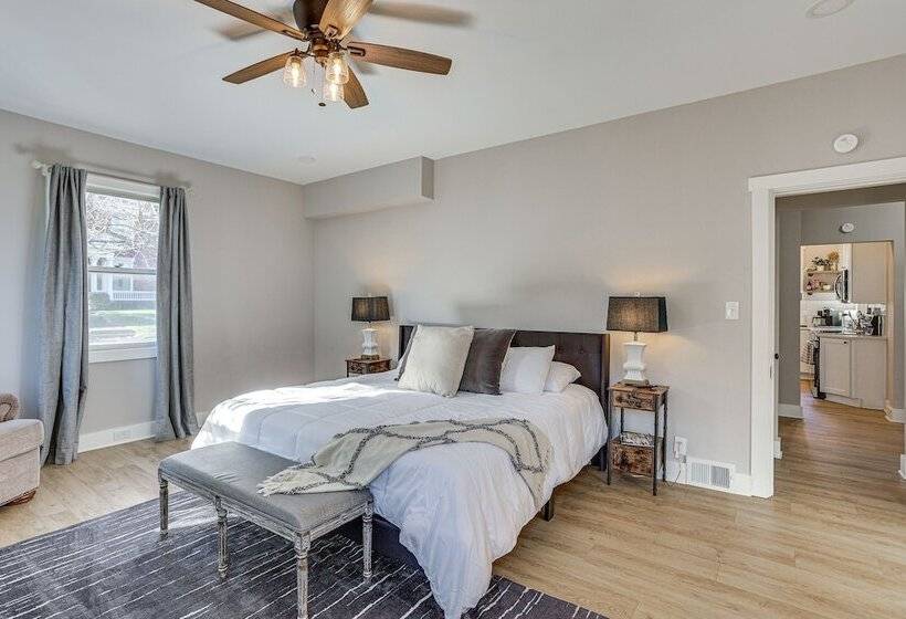 Pet Friendly Shelbyville Home W/ Fire Pit!