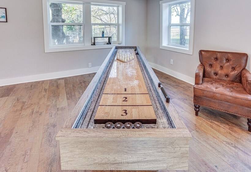 Pet Friendly Shelbyville Home W/ Fire Pit!