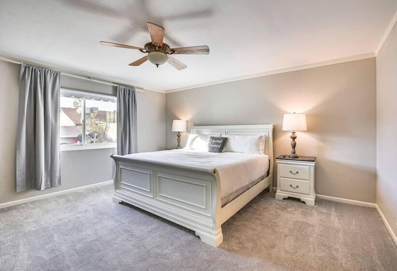 Pet Friendly Tempe Home W/ Private Hot Tub!