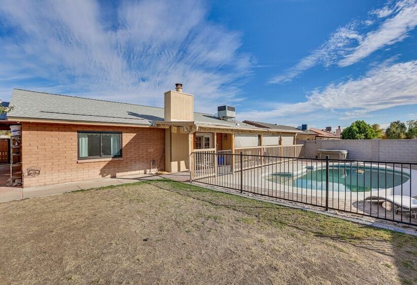 Pet Friendly Tempe Home W/ Private Hot Tub!