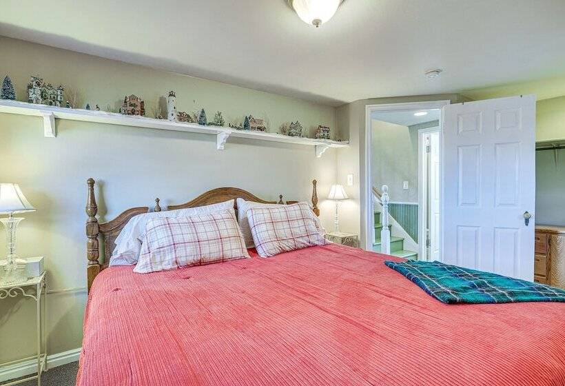 Pet Friendly Utah Abode W/ Patio, Fire Pit & Yard!