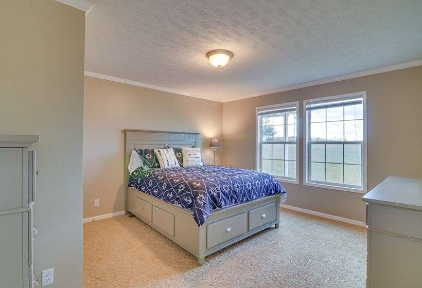 Quiet Albany Retreat Near Dale Hollow Lake!