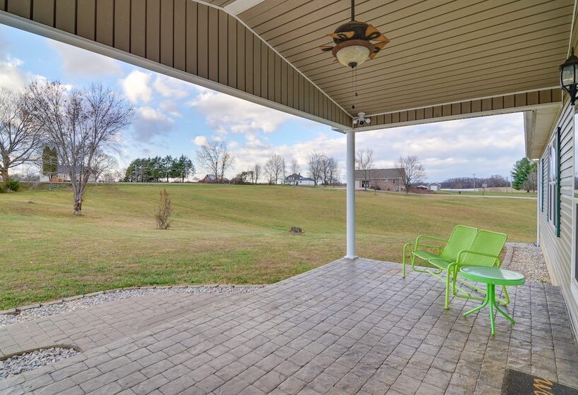 Quiet Albany Retreat Near Dale Hollow Lake!