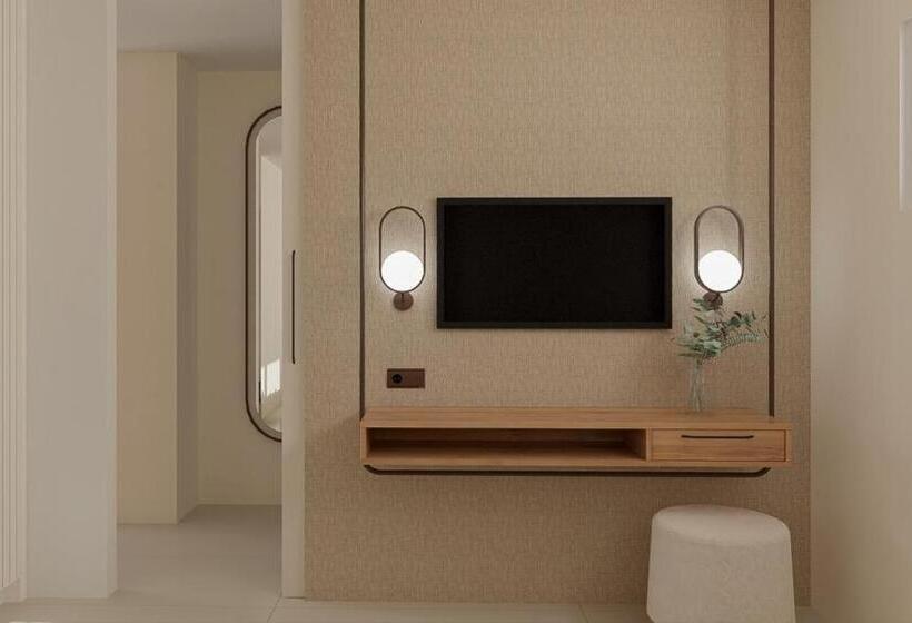 Relaxia Beverly Suites