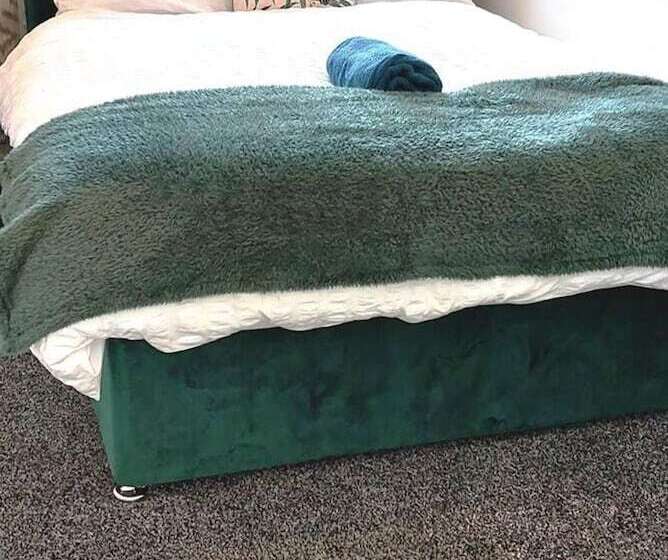 إقامة 4 Bed House In Accrington