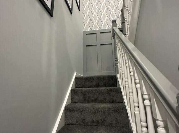 Резиденция Immaculate 4 Bed Detached House In Bootle