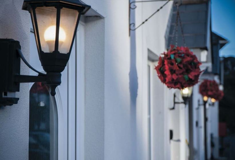 Rhossili Holiday Cottage   Parkmill