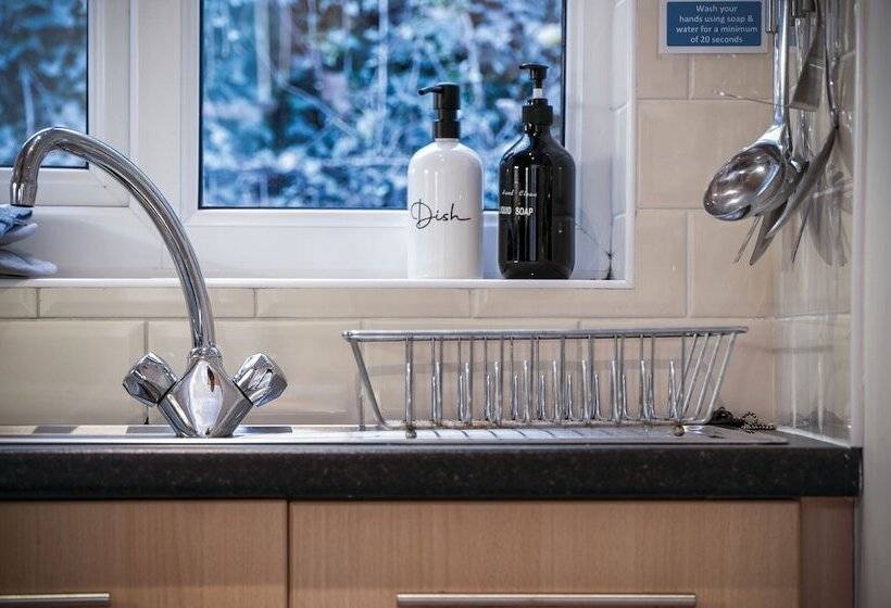 Rhossili Holiday Cottage   Parkmill