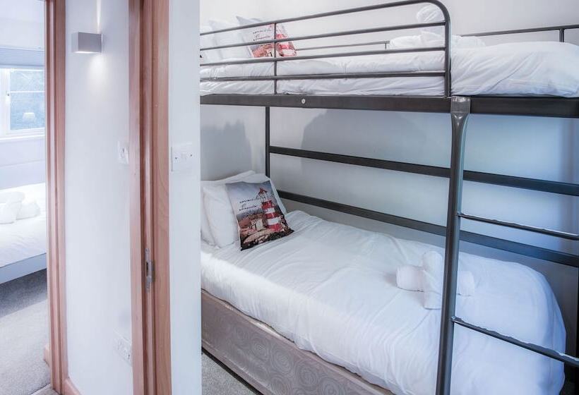 Rhossili Holiday Cottage   Parkmill