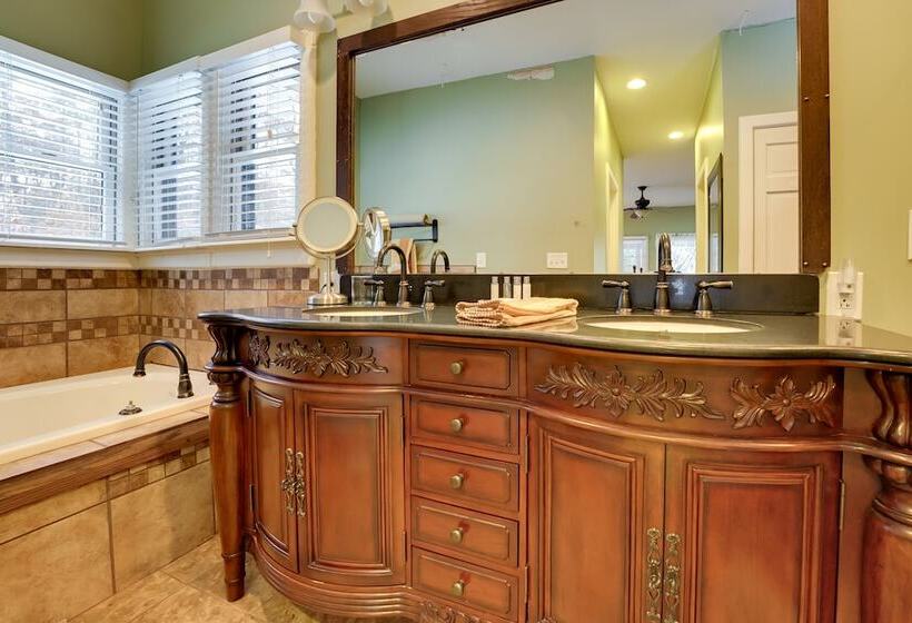 Riverfront Luther Cottage W/ Year Round Trail!