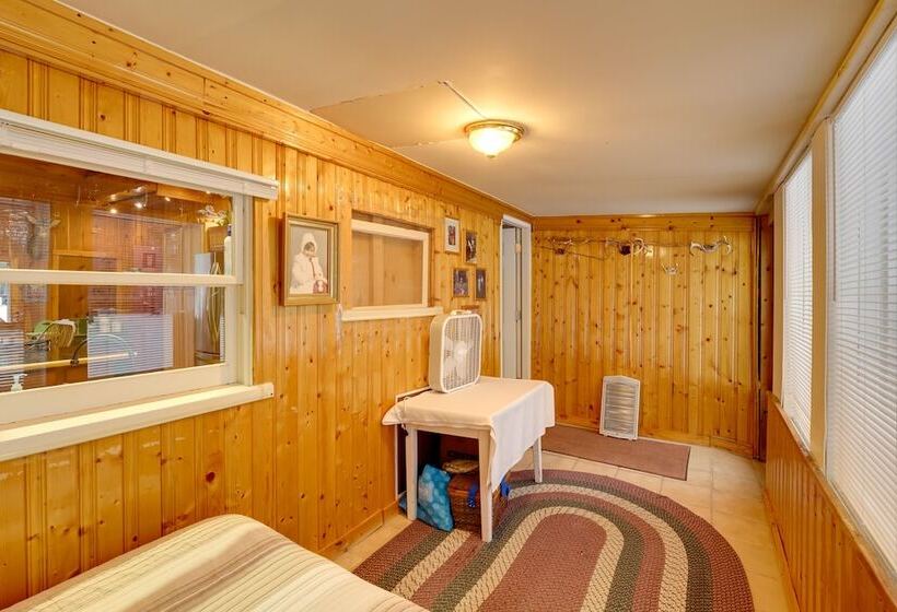 Riverfront Luther Cottage W/ Year Round Trail!