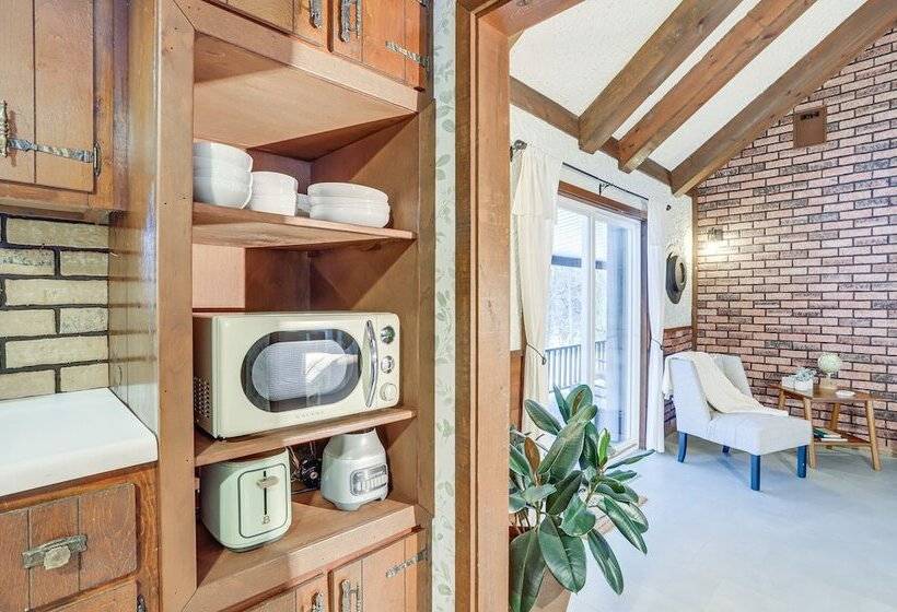 Rustic Middlebury Retreat W/ Yard & Fire Pit!