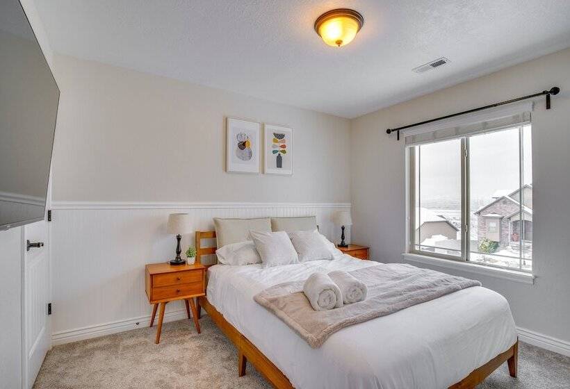 Saratoga Springs Family Home ~ 2 Mi To Utah Lake!