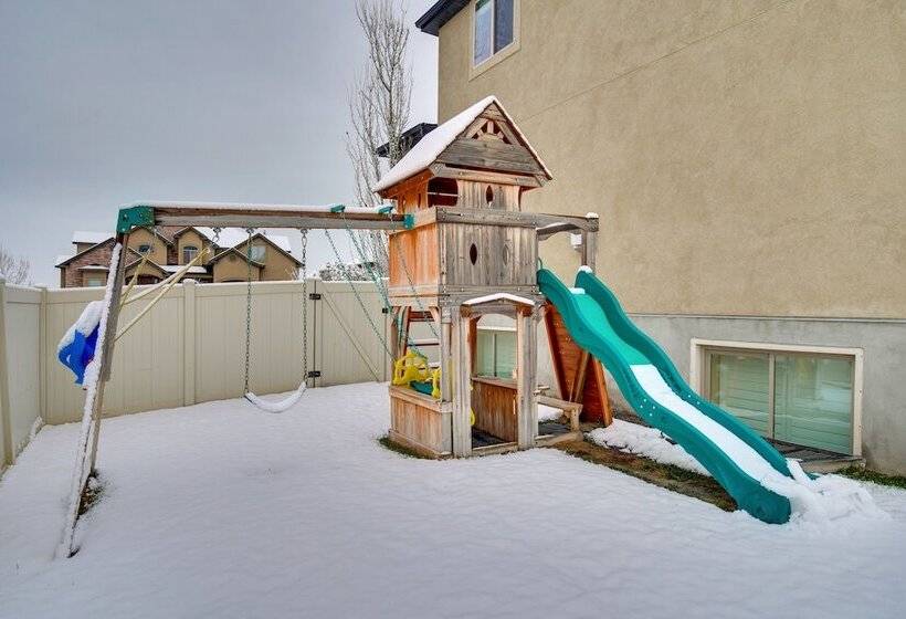 Saratoga Springs Family Home ~ 2 Mi To Utah Lake!