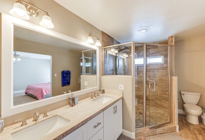 Scottsdale Home W/ Patio, Near Arizona Boardwalk!