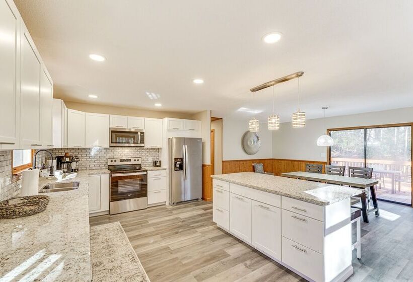 Secluded Blue Ridge Retreat On 4 Acres!