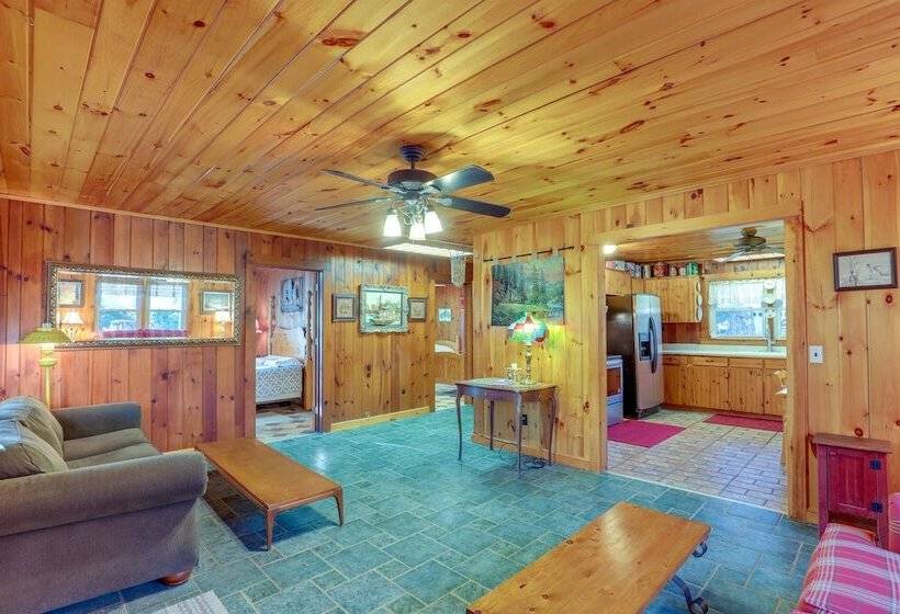 Dog Friendly Burnsville Home W/ Patio & Trails!