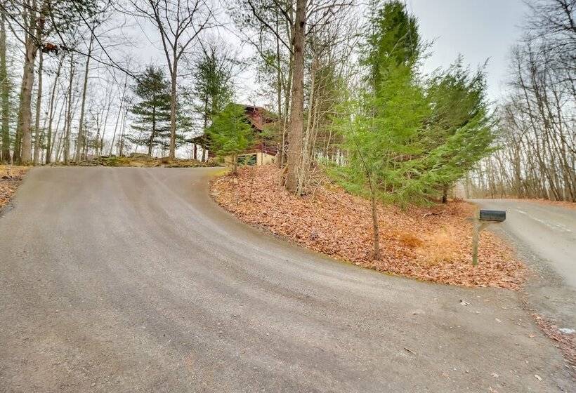 Secluded Cresco Log Cabin W/ Fire Pit!