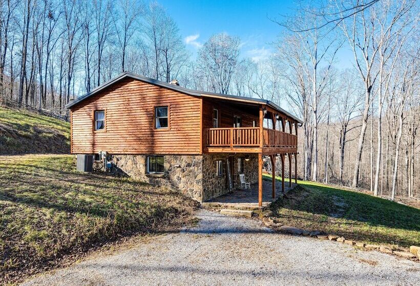 Serene Tell City Retreat Near Hiking & Skiing!