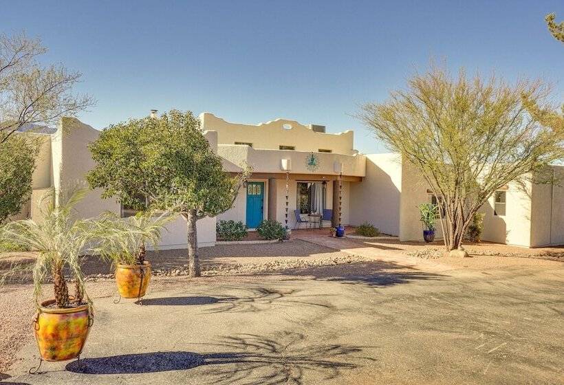 Sierra Vista Home W/ Private Pool & Game Room