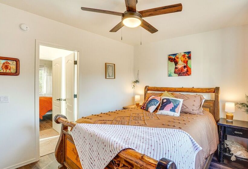 Sierra Vista Home W/ Private Pool & Game Room