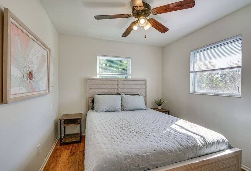 1 Mi To Boat Ramp: Bokeelia Home W/ Screened Patio