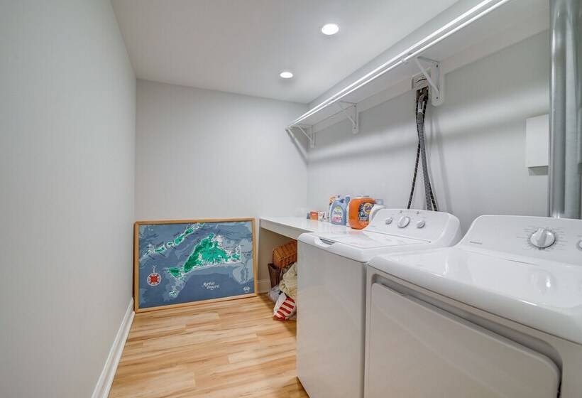 Spacious Edgartown Home W/ Pool, Game Room & Gym!