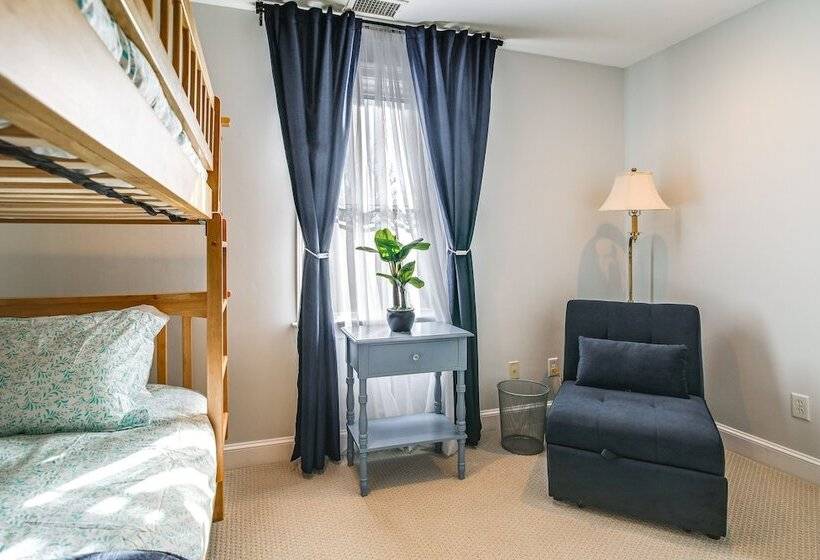 Spacious Edgartown Home W/ Pool, Game Room & Gym!