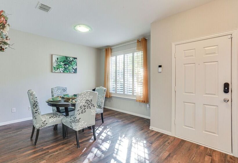 Spacious Frisco Home: 11 Mi To Lewisville Lake