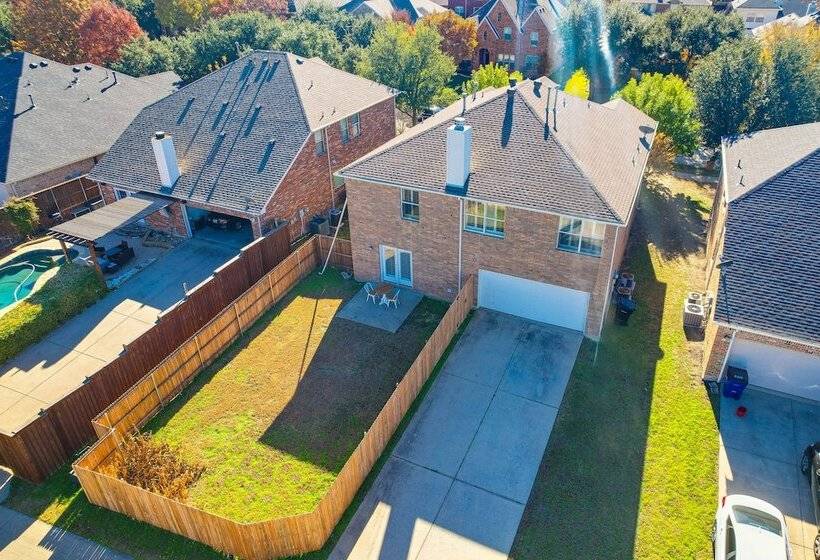 Spacious Frisco Home: 11 Mi To Lewisville Lake