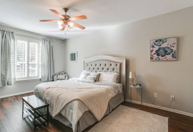 Spacious Frisco Home: 11 Mi To Lewisville Lake
