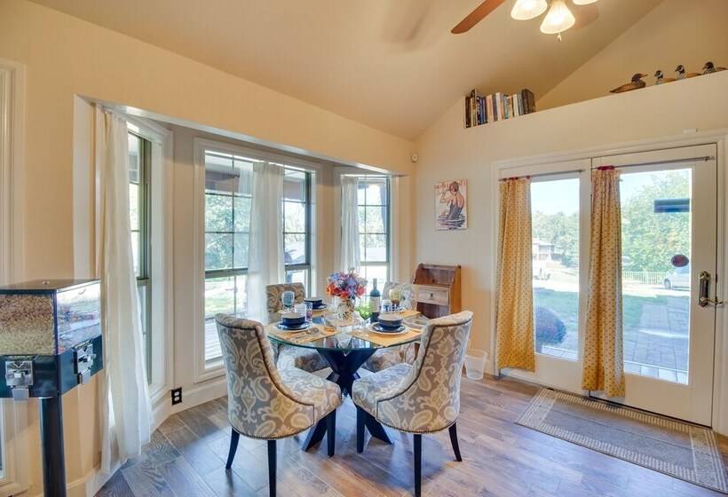Spacious Grand Lake Lodge: Dock, Views & Grill!