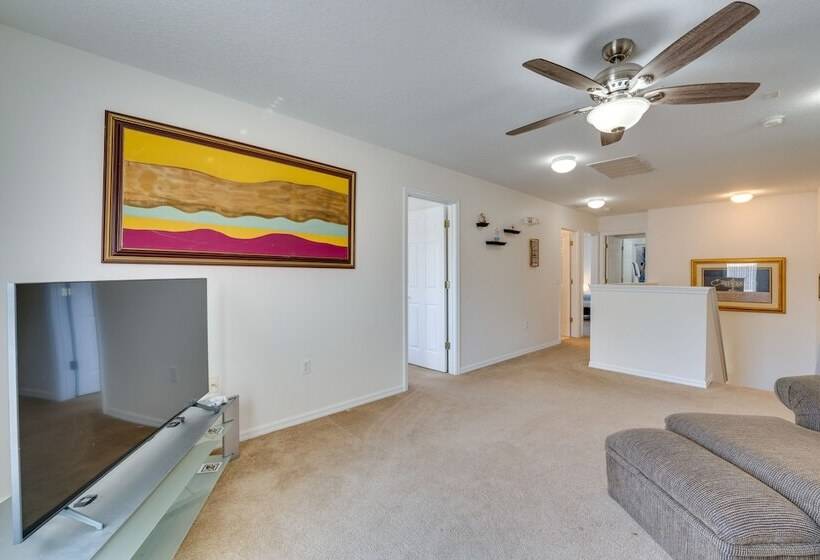 Spacious Kissimmee Villa W/ Private Pool & Hot Tub