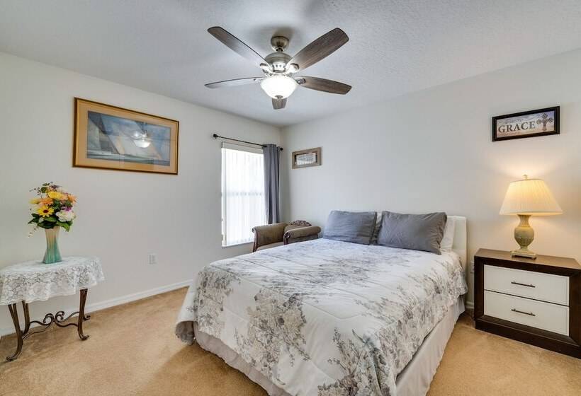 Spacious Kissimmee Villa W/ Private Pool & Hot Tub