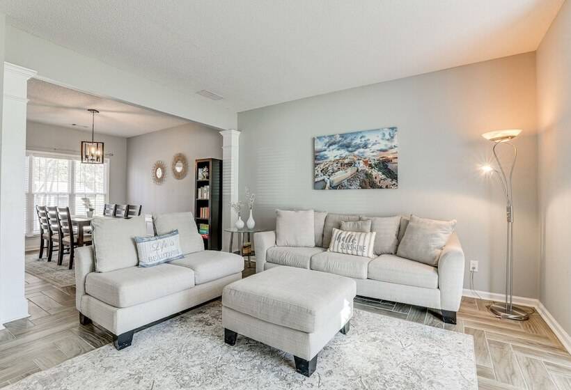 Spacious Lawrenceville Retreat W/ Fireplace + Deck