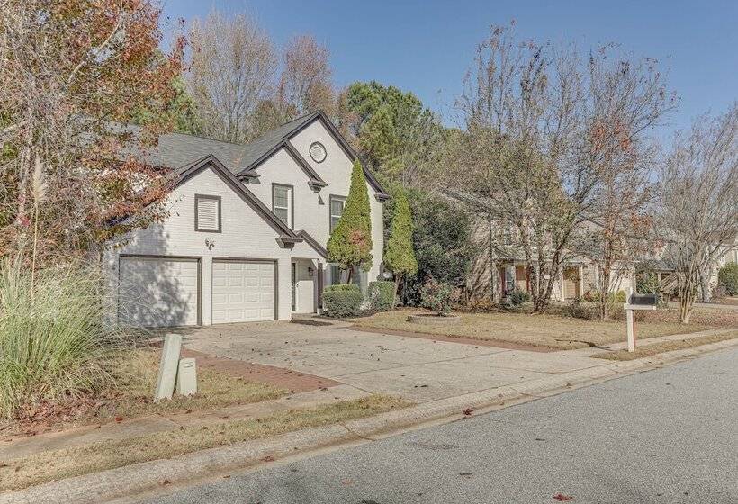 Spacious Lawrenceville Retreat W/ Fireplace + Deck