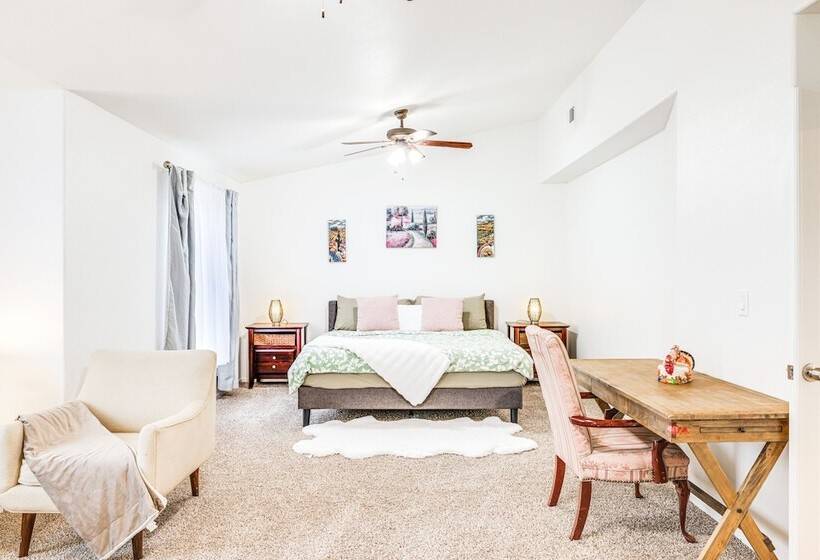 Spacious Los Banos Home W/ Patio   Dogs Welcome!