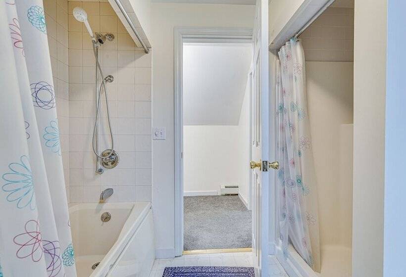 Spacious Ludlow Hideaway < 1 Mi To Okemo Mountain!