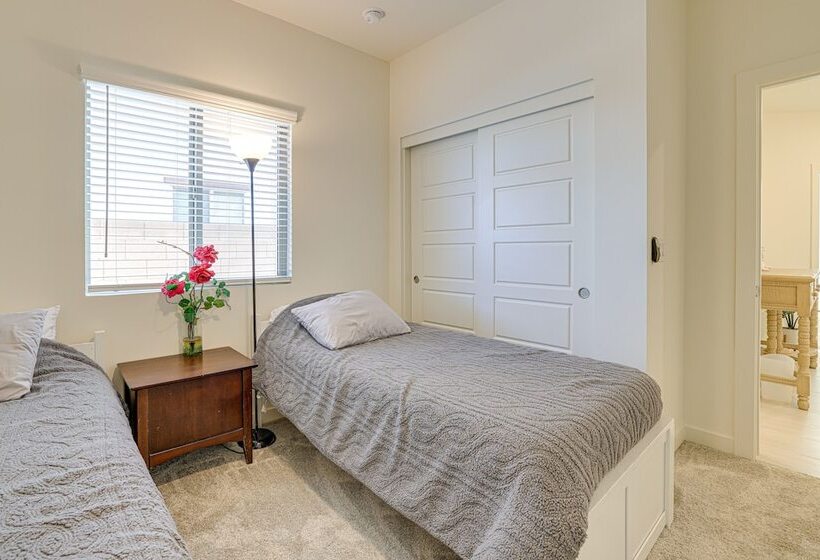 Spacious Maricopa Vacation Home ~ 4 Mi To Downtown