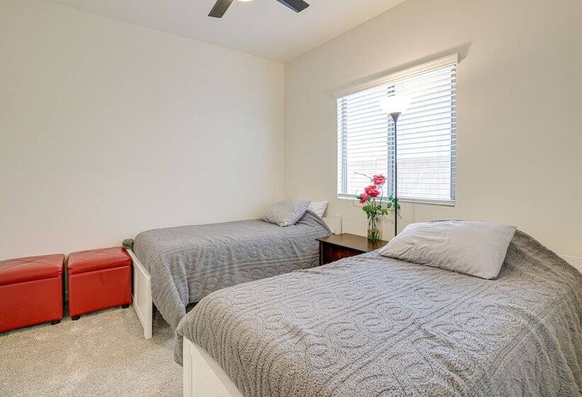 Spacious Maricopa Vacation Home ~ 4 Mi To Downtown