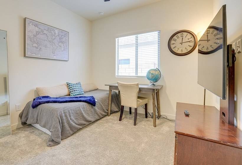 Spacious Maricopa Vacation Home ~ 4 Mi To Downtown