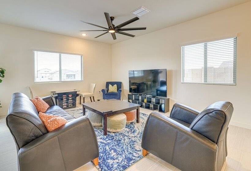 Spacious Maricopa Vacation Home ~ 4 Mi To Downtown